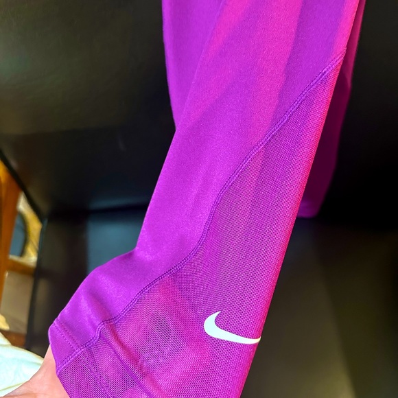 New Nike leggings - Picture 4 of 4